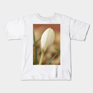 Crocus biflorus  &#39;Miss Vain&#39; Kids T-Shirt